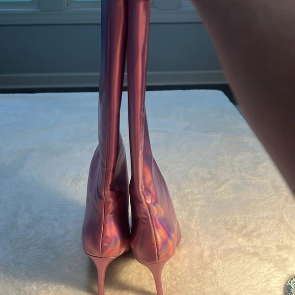 Steve Madden Sz 6 Pink Patent Pearlized Iridescent Point Toe Boots Sarina NWT - Picture 12 of 16